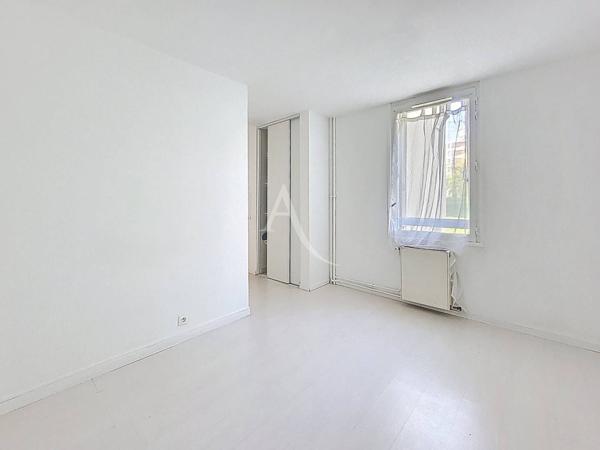 Appartement Roissy En Brie 2 pièce(s) 52 m2