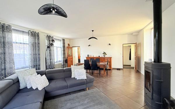 Maison à vendre    5 pièces • 120 m2 Jouy-le-Châtel