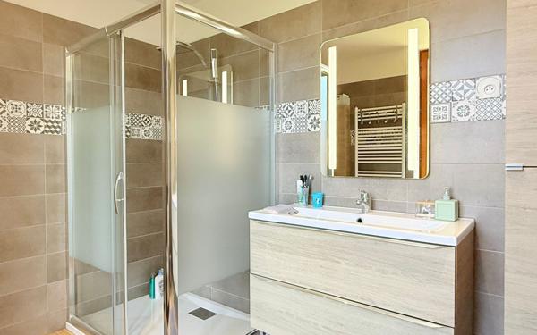 Maison à vendre    5 pièces • 120 m2 Jouy-le-Châtel