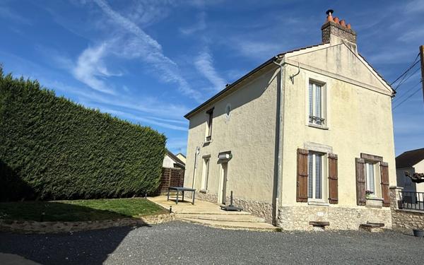 Maison à vendre    5 pièces • 120 m2 Jouy-le-Châtel