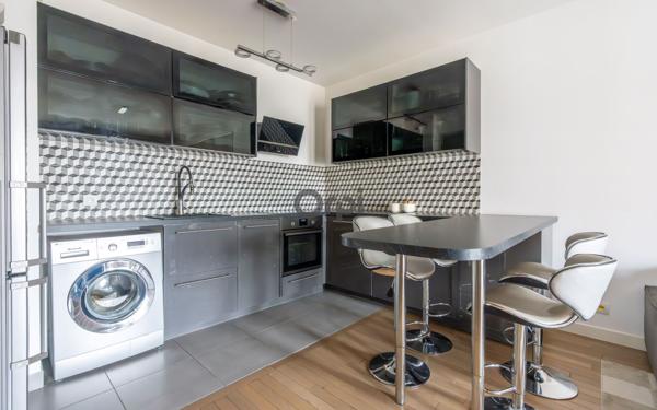 Appartement à vendre    3 pièces • 64,90 m2 Le Plessis-Robinson