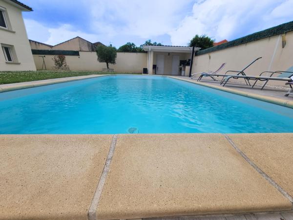 Maison 130 m² — Exposition sud, piscine & prestations haut de gamme