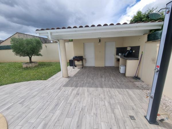Maison 130 m² — Exposition sud, piscine & prestations haut de gamme