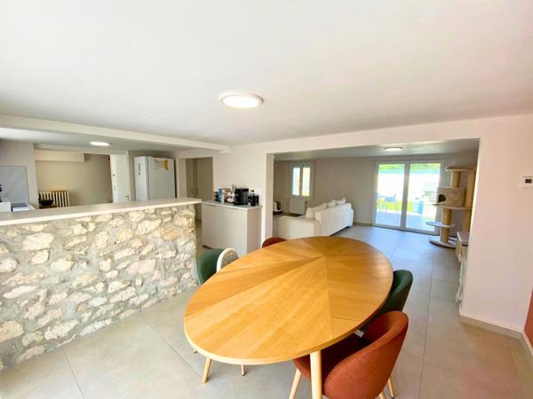 Maison 130 m² — Exposition sud, piscine & prestations haut de gamme