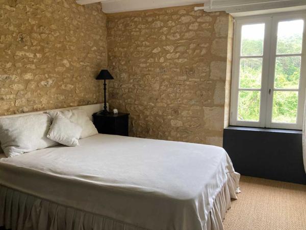 Gîtes chambres d'hôtes - Sarlat-la-caneda Charmant ensemble de trois maisons anciennes en pierre