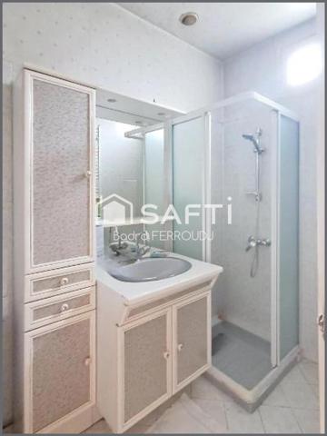 Quartier pavillonnaire calme.