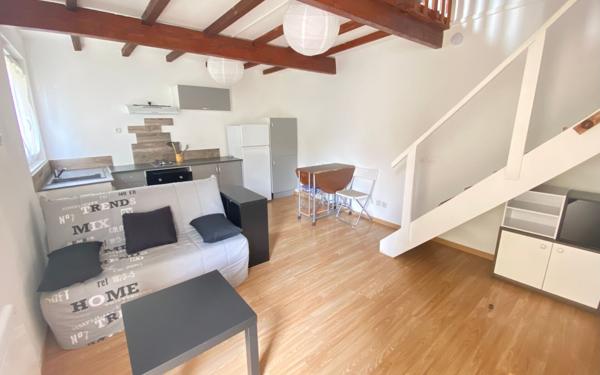 Maison à vendre    2 pièces •  Langon