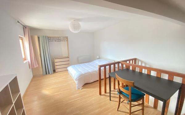 Maison à vendre    2 pièces •  Langon