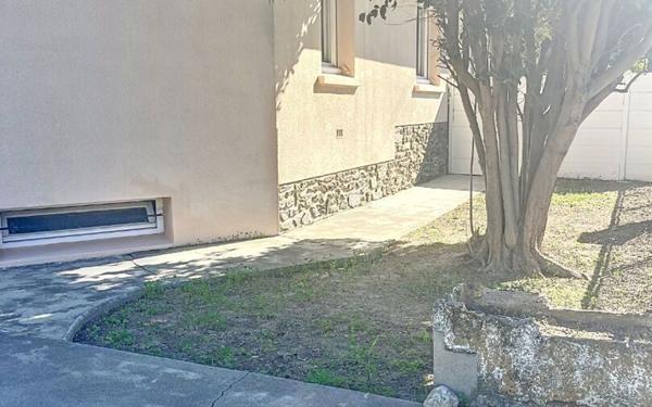 Appartement à louer    3 pièces • 71 m2 Perpignan