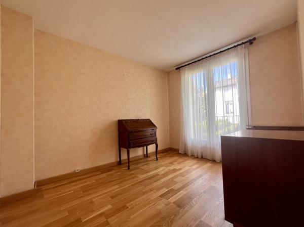 Maison à vendre 259 000 € Beynes 4 p 68 m² DPE F