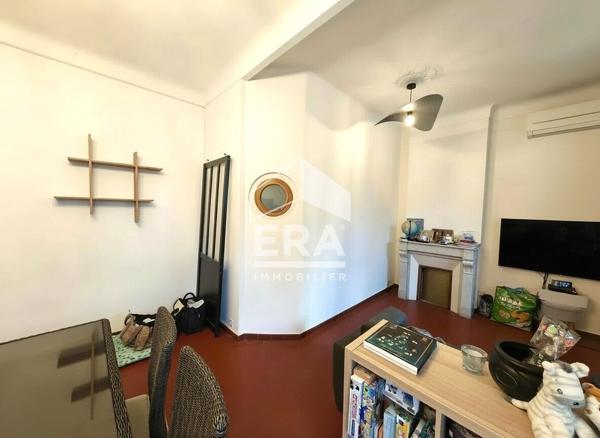 Appartement T4 + Terrasse  de 24m2 à Marseille - Quartier Baille