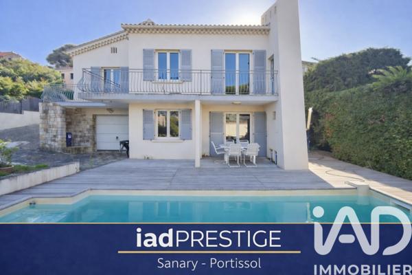 Maison à vendre 6 pièces 150 m² Sanary-sur-Mer