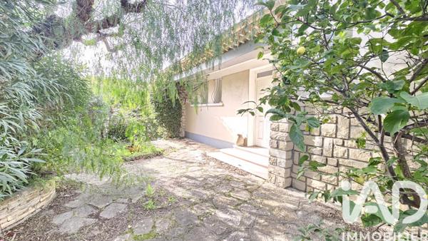 Maison à vendre 6 pièces 150 m² Sanary-sur-Mer