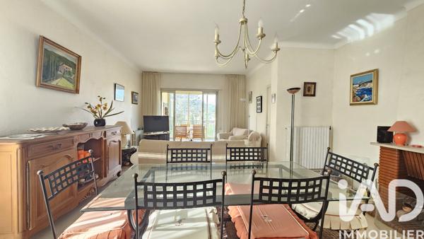 Maison à vendre 6 pièces 150 m² Sanary-sur-Mer