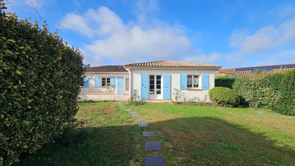 Maison plain pied - 150m2 - 5 pièce - piscine