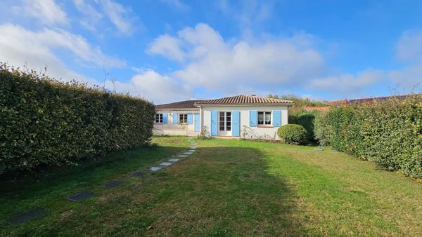 Maison plain pied - 150m2 - 5 pièce - piscine