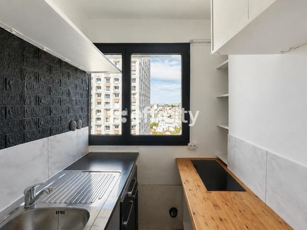 Appartement
         3 pièces
        - 51 m² 365 000 € *