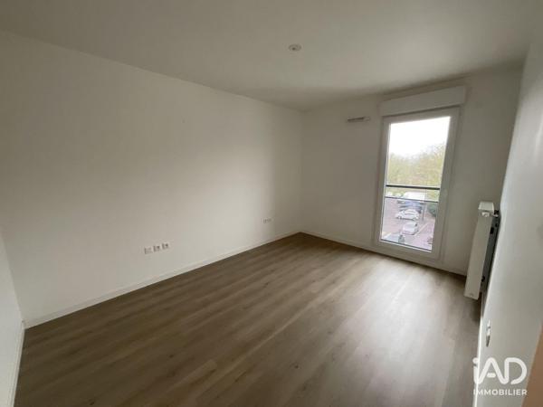 Location appartement 3 pièces 59 m² Poissy
