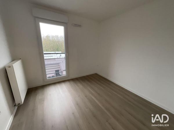 Location appartement 3 pièces 59 m² Poissy