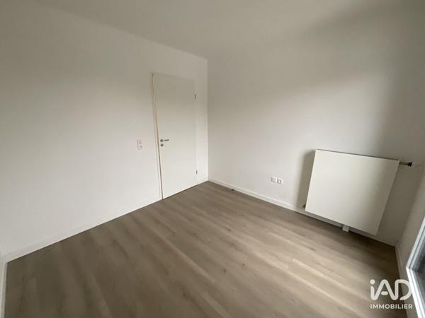 Location appartement 3 pièces 59 m² Poissy