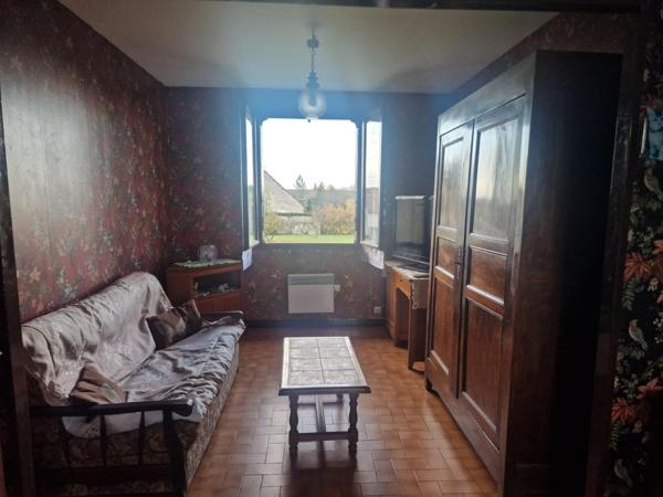 Belle maison avec sous-sol et terrain