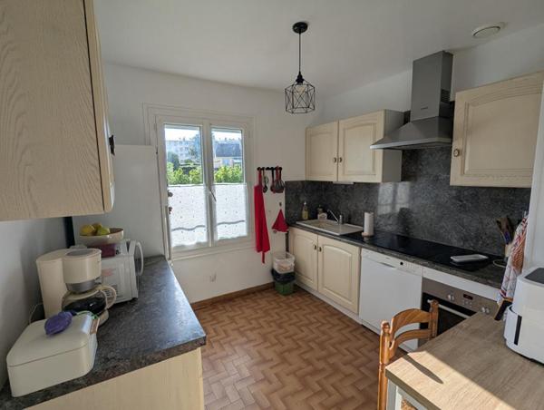 Pavillon sur sous-sol total 3 chambres