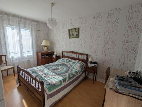 Pavillon sur sous-sol total 3 chambres