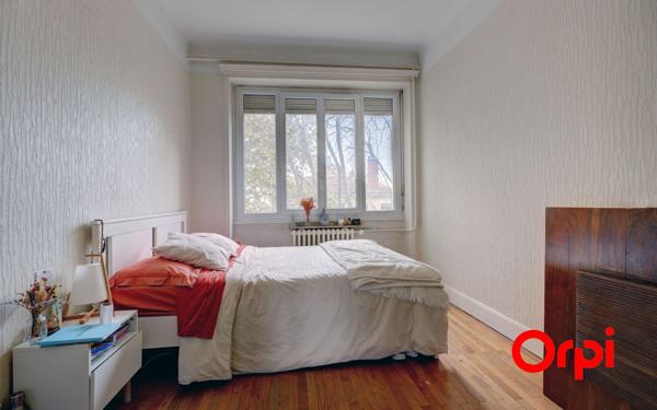 Appartement à vendre    3 pièces • 87,83 m2 Lyon 3