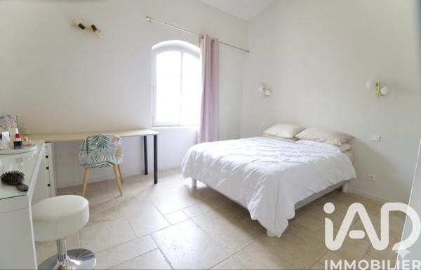 Maison à vendre 7 pièces 213 m² Pélissanne