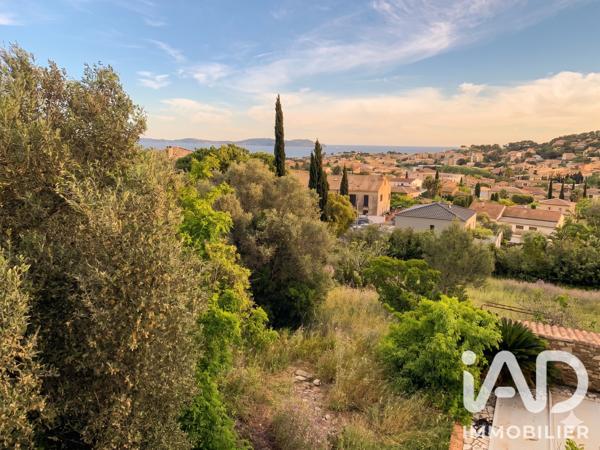 Maison à vendre 5 pièces 236,85 m² Carqueiranne