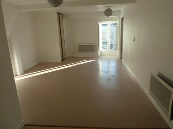 CHATEAU-GONTIER (Faubourg) T1 bis (35m²) , Chateau gontier sur mayenne CHATEAU-GONTIER (Faubourg) T1 bis (35m²) , Chateau gontier sur mayenne