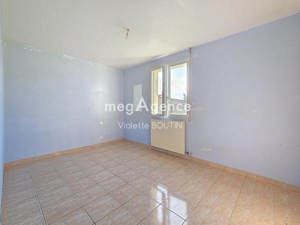 Maison à LE LONGERON, 49230 - 4 pièces 99m²