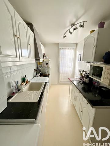 Appartement à vendre 4 pièces 75 m² Sainte-Geneviève-des-Bois