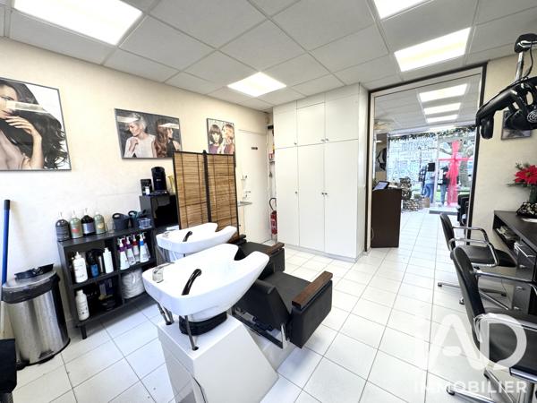 Esthétique, Coiffure​ à vendre 44 m² Montmorency
