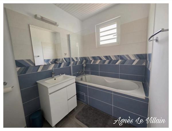 Maison Récente Vue Mer avec Piscine