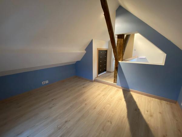 Maison de charme en plein cœur du centre-bourg – Confort et praticité