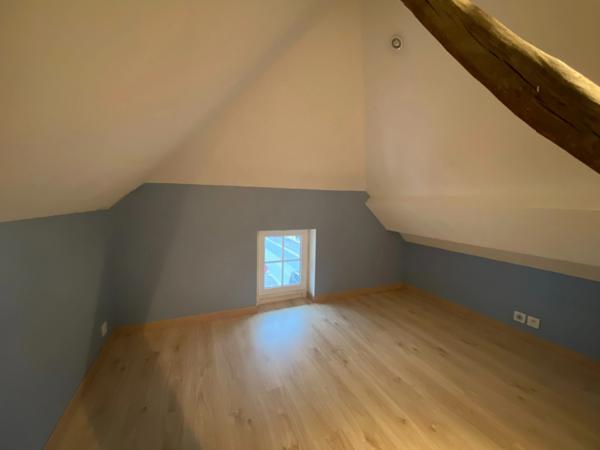 Maison de charme en plein cœur du centre-bourg – Confort et praticité