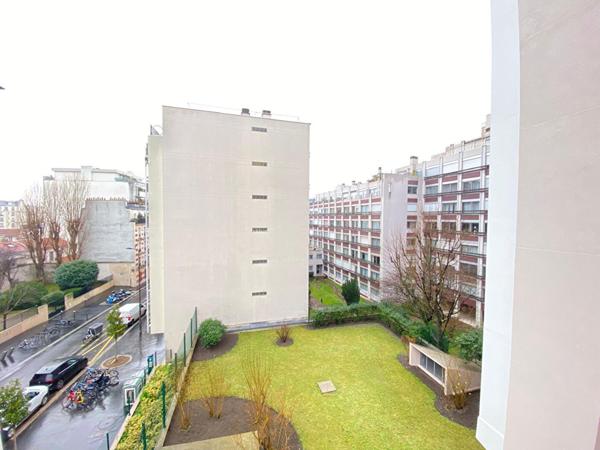 Beau studio avec mezzanine - 3,50m d'hauteur sous plafond