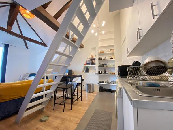 Beau studio avec mezzanine - 3,50m d'hauteur sous plafond