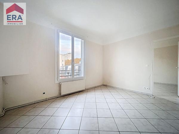 A VENDRE - 2 PIECES 33m² - RUE VEROLLOT