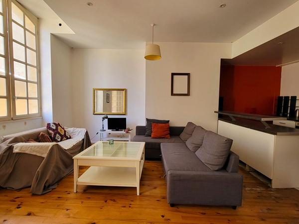 BORDEAUX Saint Michel - Joli T2 au calme sur l'arrière