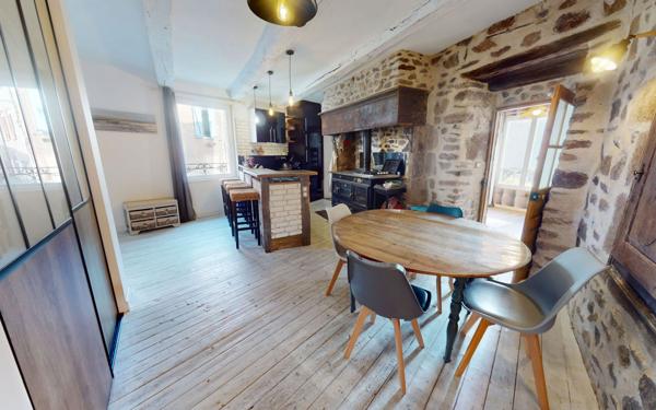 Maison à vendre    4 pièces •  Le Monastère
