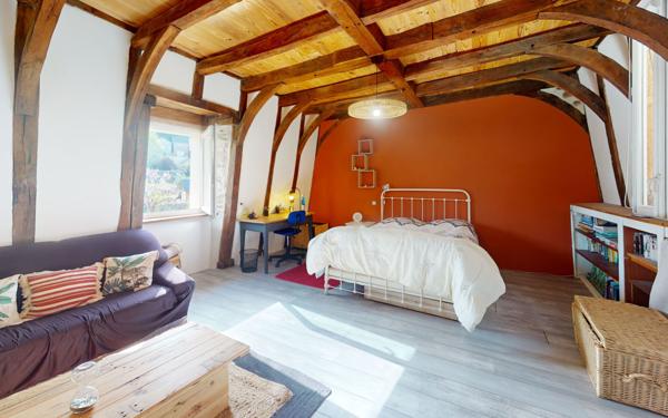 Maison à vendre    4 pièces •  Le Monastère