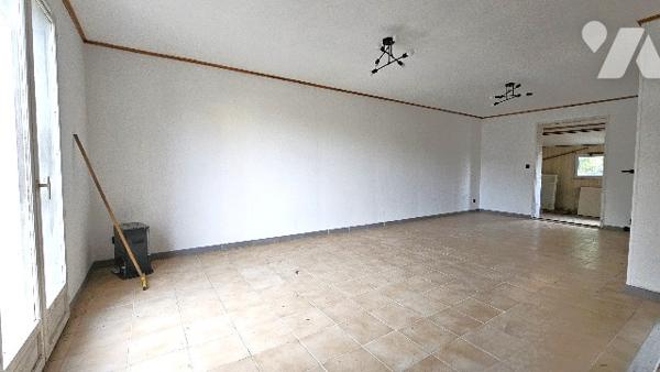 Maison T5 avec confort plain-pied, garage, jardin sur parcelle de 1438 m2 à 10 min de VERTUS