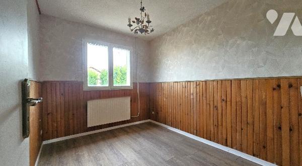 Maison T5 avec confort plain-pied, garage, jardin sur parcelle de 1438 m2 à 10 min de VERTUS