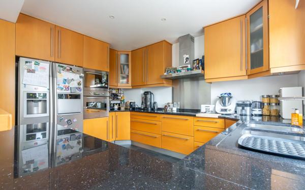 Maison à vendre    4 pièces • 115 m2 Saint-Maur-des-Fossés