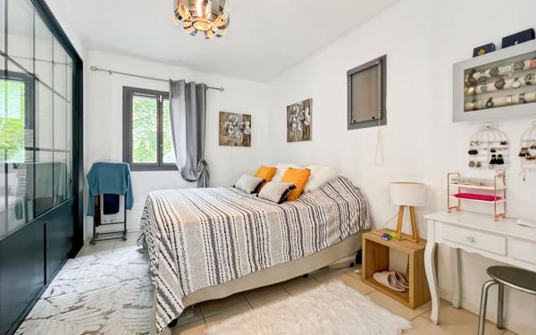 Maison à vendre    5 pièces •  Notre-Dame-de-Sanilhac