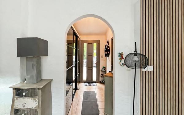 Maison à vendre    5 pièces •  Notre-Dame-de-Sanilhac