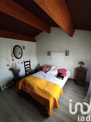 House for sale 6 rooms 140 m² Muron