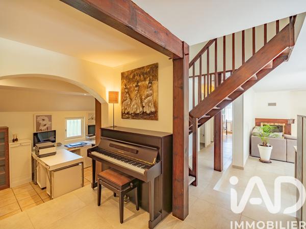 Maison à vendre 7 pièces 201 m² Lescar